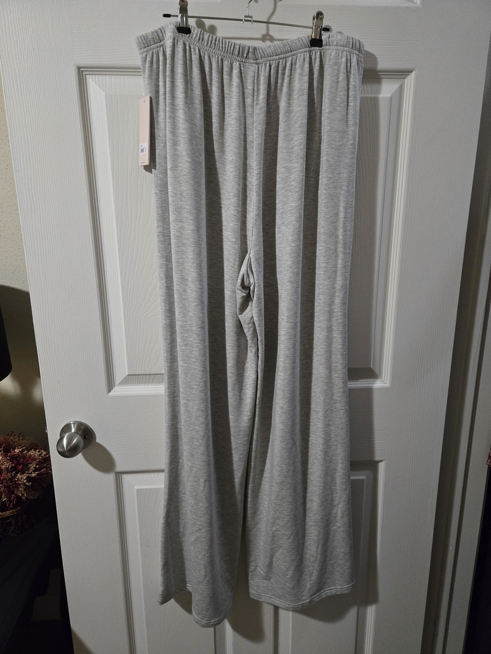 Yogalicious Heather Gray Lounge Pants NWT - Picture 8 of 13